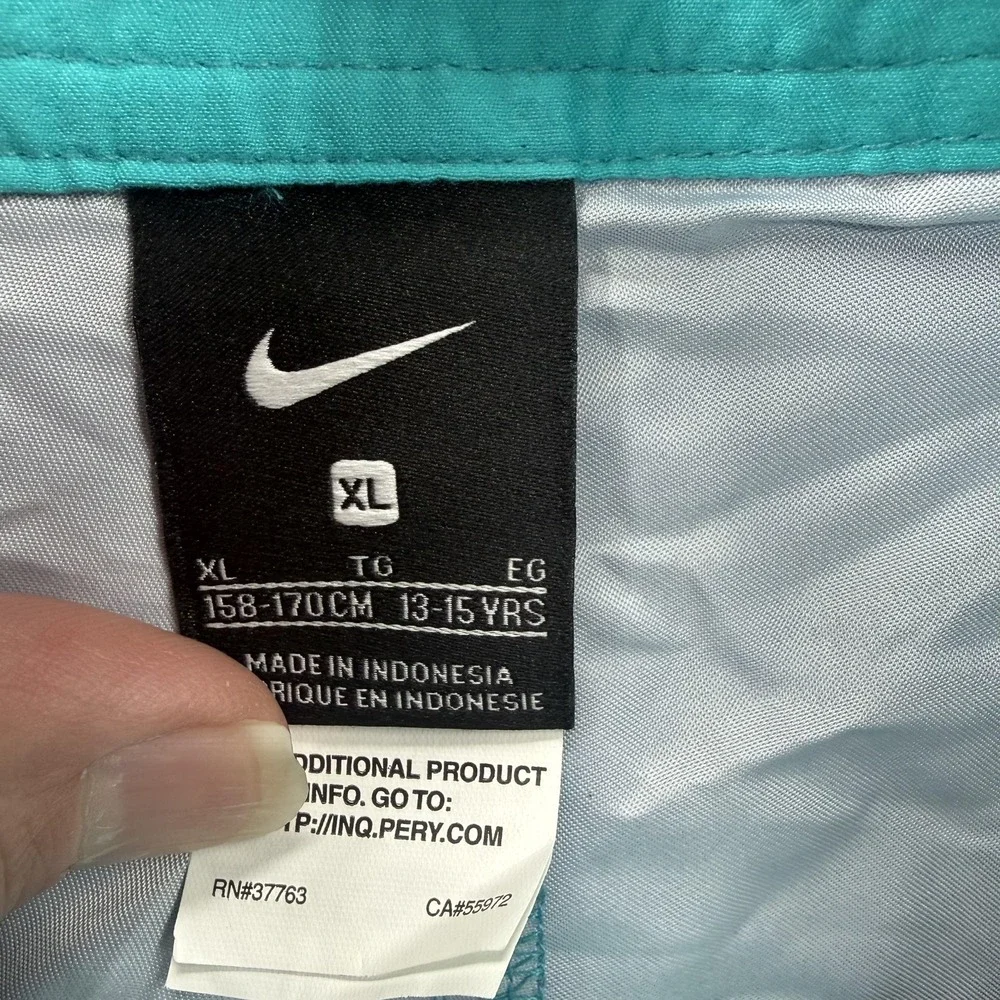 Nike Board Shorts Boys XL Blue Geometric Swim Trunks Drawstring Beach Youth